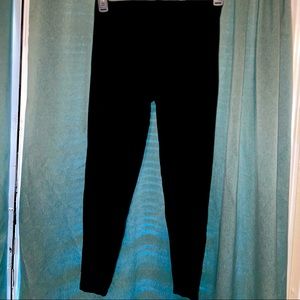 Medium Simply Vera by Vera Wang Black Leggings